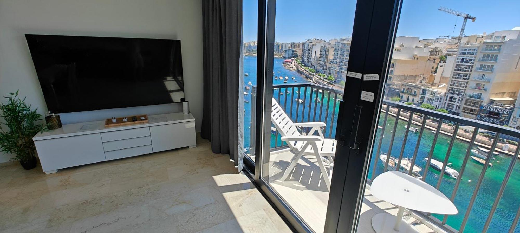 Luxury Sea Front At Spinola Bay St Julians Lägenhet St. Julian's Exteriör bild